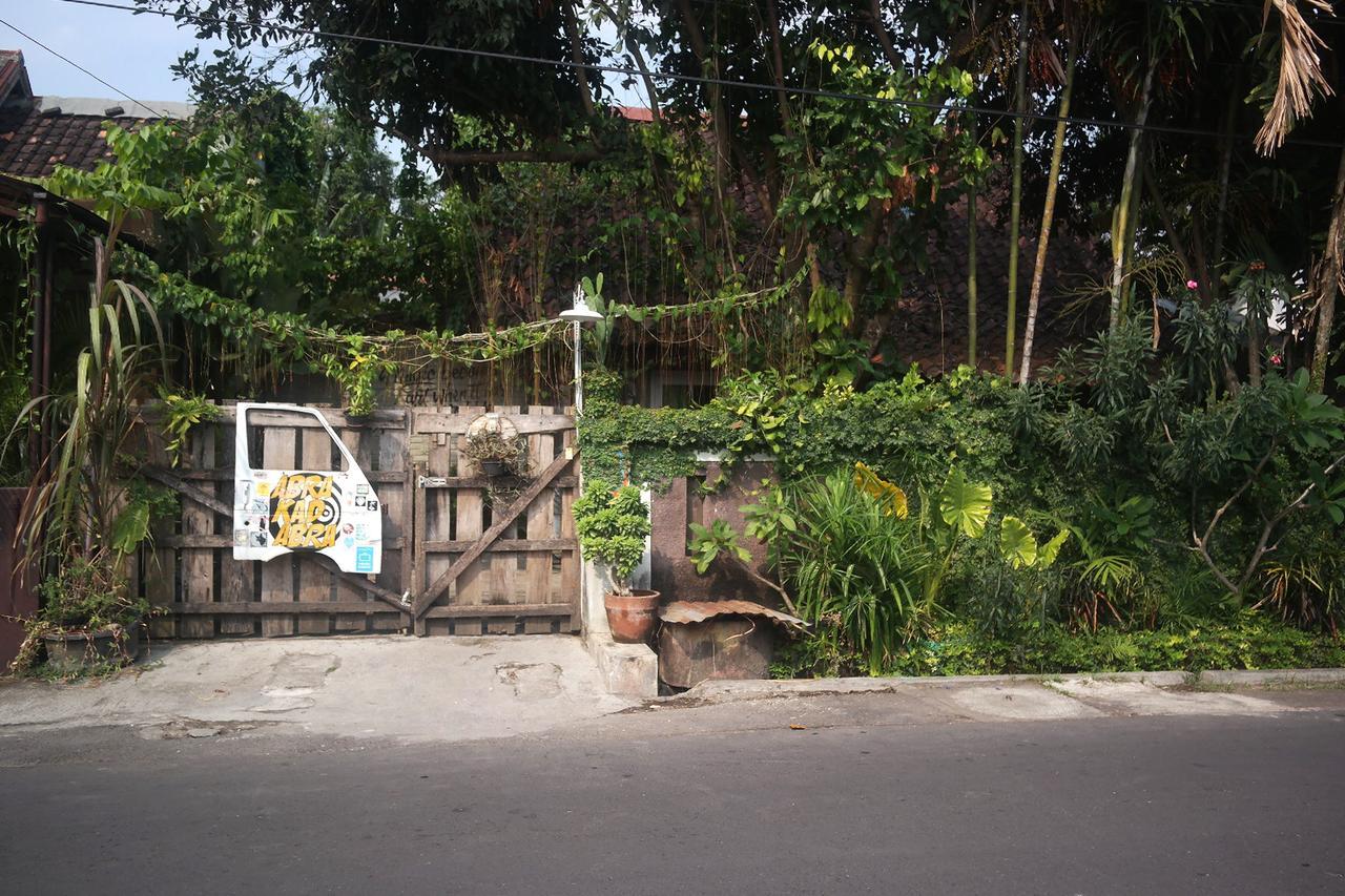 Abrakadabra! Artbnb Tempat Tidur & Sarapan Yogyakarta
