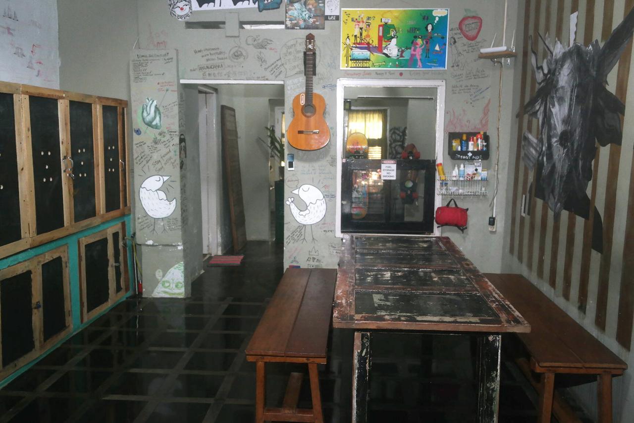 Abrakadabra! Artbnb