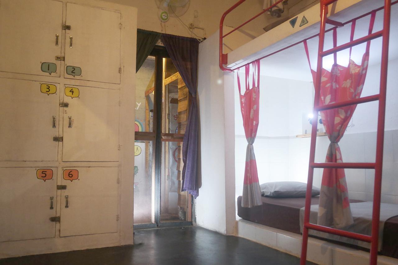 Abrakadabra! Artbnb