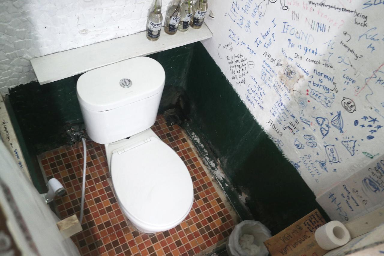 Tempat Tidur & Sarapan Abrakadabra! Artbnb Yogyakarta