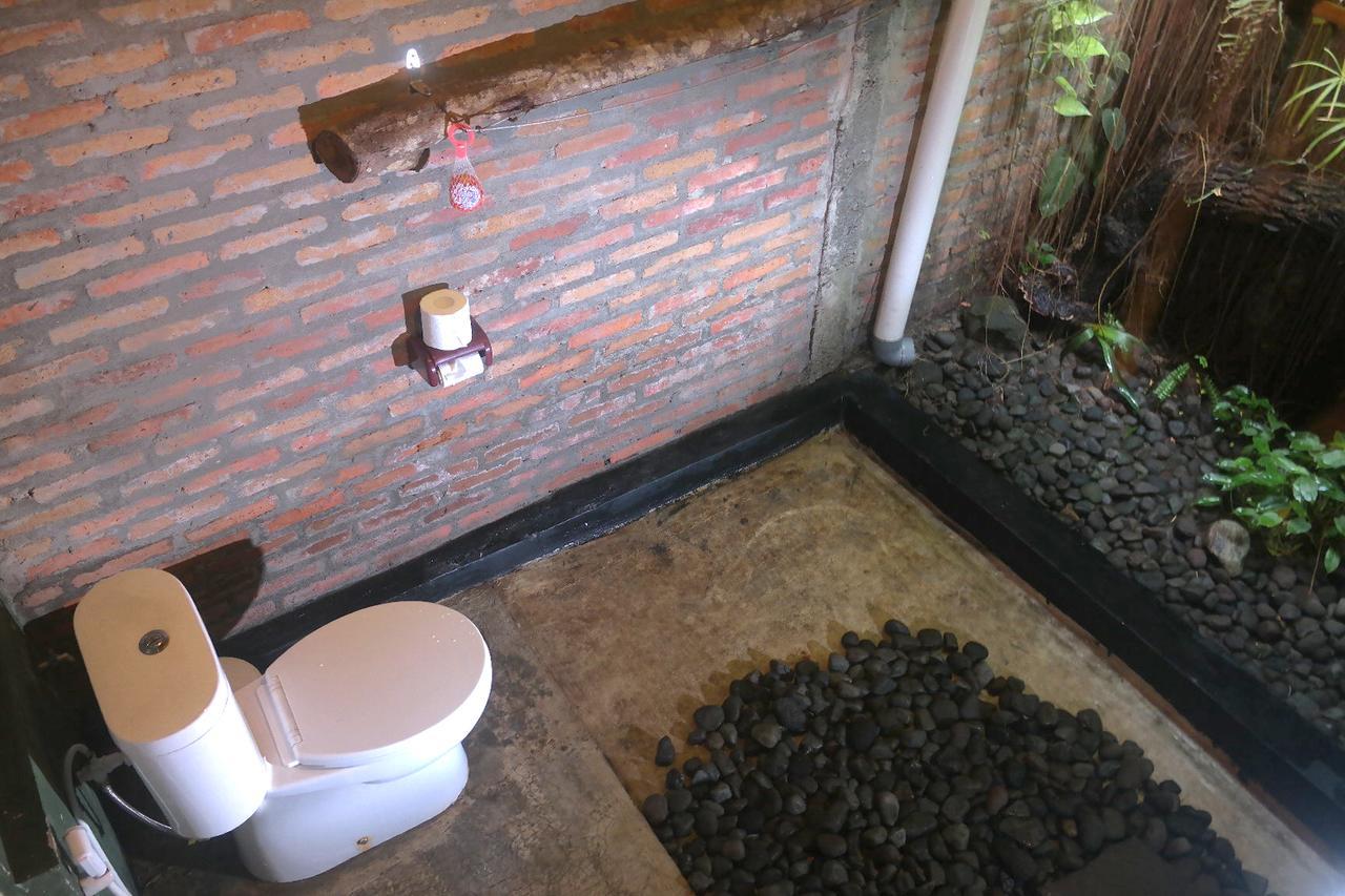 Abrakadabra! Artbnb