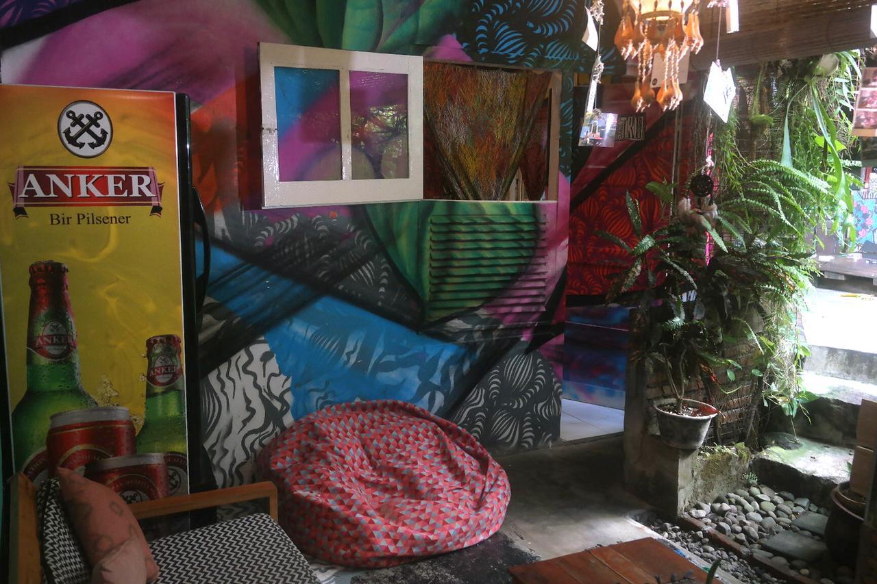 Abrakadabra! Artbnb 3* Yogyakarta