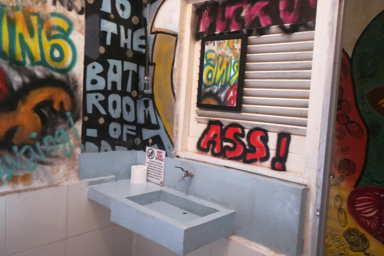 Tempat Tidur & Sarapan Abrakadabra! Artbnb Yogyakarta