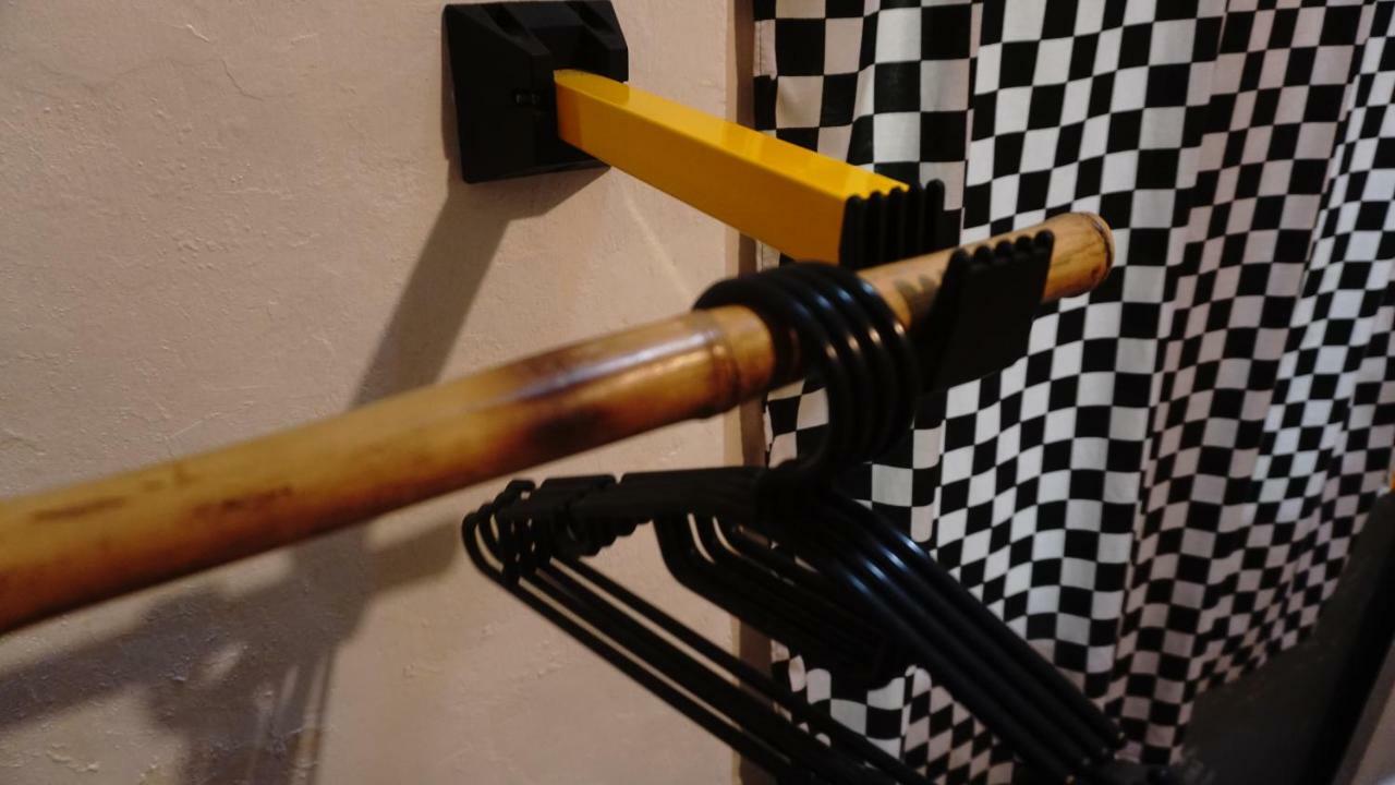 Abrakadabra! Artbnb Tempat Tidur & Sarapan 3*